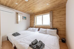 4 bedrooms, iron/ironing board, free WiFi - THE MAISON CHOUCHOU  (Sapporo)