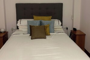 3 bedrooms, WiFi, bed sheets