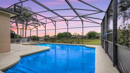 509 Relax & Play at This 6BR Pool Home