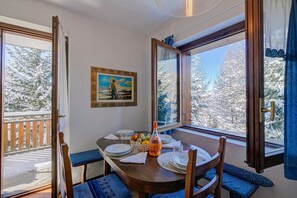 Dining - Appartamento Il Rio, Sauze d'Oulx, Italy (Sauze d'Oulx)