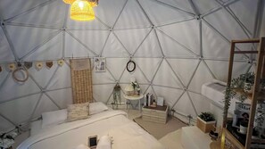 Premium Tent | 1 bedroom, free WiFi, bed sheets - Camping Land (Si Maha Phot)