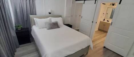 2 Schlafzimmer, Schreibtisch, kostenloses WLAN, Bettwäsche