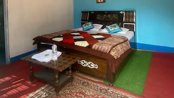 Classic Single Room, Balcony, Hill View