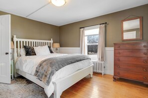 4 habitaciones, tabla de planchar con plancha y wifi gratis 