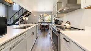 Microwave, oven, stovetop, dishwasher - Cozy lofted condo in Kings Beach close to everything! (Kings Beach)