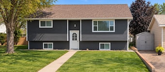 Charming 4-bedroom house. NO ANIMALS.