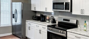Stunning 3-bedroom house near The Coliseum & Downtown