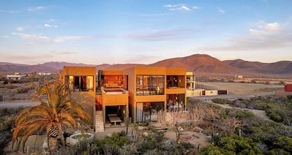 Casa Atlas | Beachfront Villa Rental in Los Cerritos