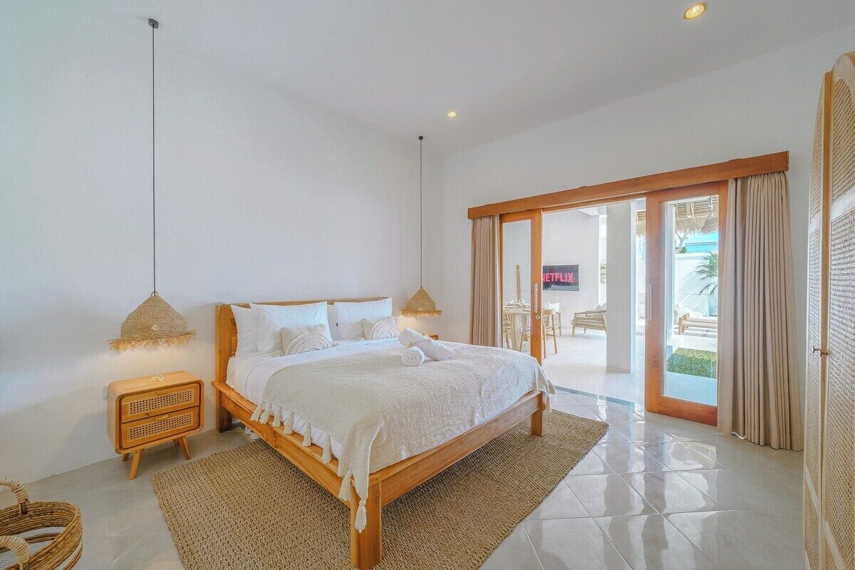 3 slaapkamers, een strijkplank/strijkijzer, wifi, beddengoed