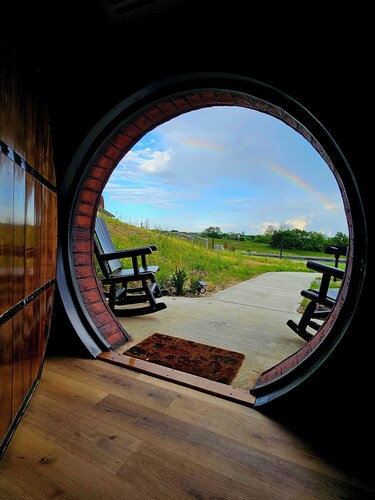 Restin' Holes Ky Bourbon Trail A-Sauna-HotTub-Gym-Playground-Waterfall-Themed