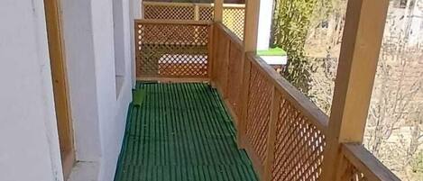 Doppia Deluxe, balcone, vista giardino | Terrazza/patio