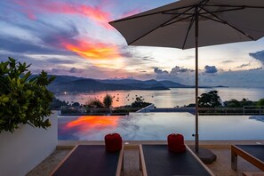 Terrace/patio - Luxury Seaview Apartment Q3 AB @ Unique Residences (Chang Wat Surat Thani)