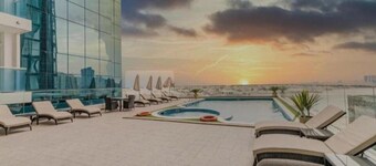 Oasis tower family apartment 3004