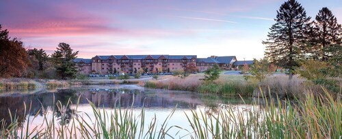Club Wyndham Glacier Canyon 2 BR Presidential Condo, Waterpark passes included