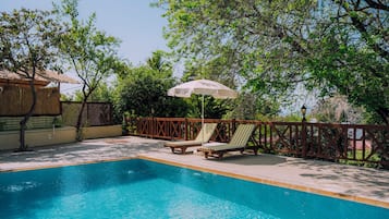 Außenpool (je nach Saison geöffnet)