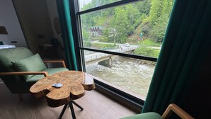 Uklassifisert bilde, 3 av 22, knapp