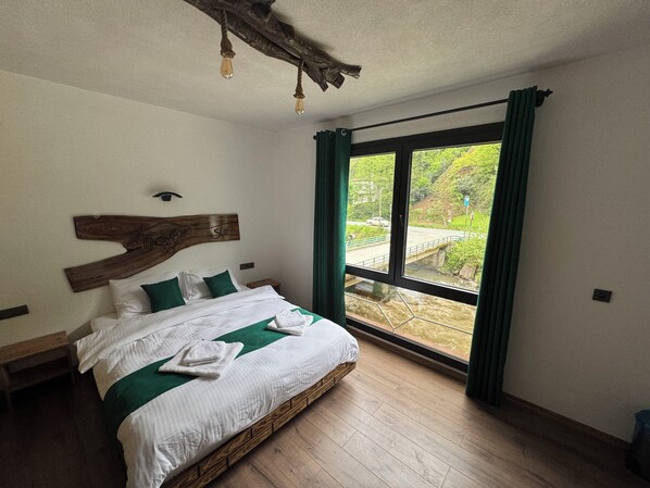 Estudio, vista al río | Wifi gratis 