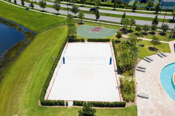 Storey Lake club