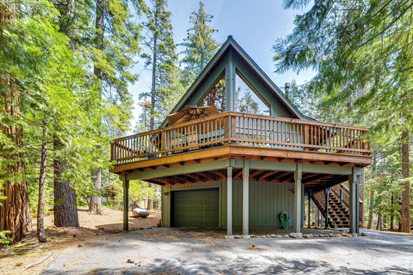 Arnold Vacation Rental | 3BR | 2BA | Stairs Required | 1,525 Sq Ft