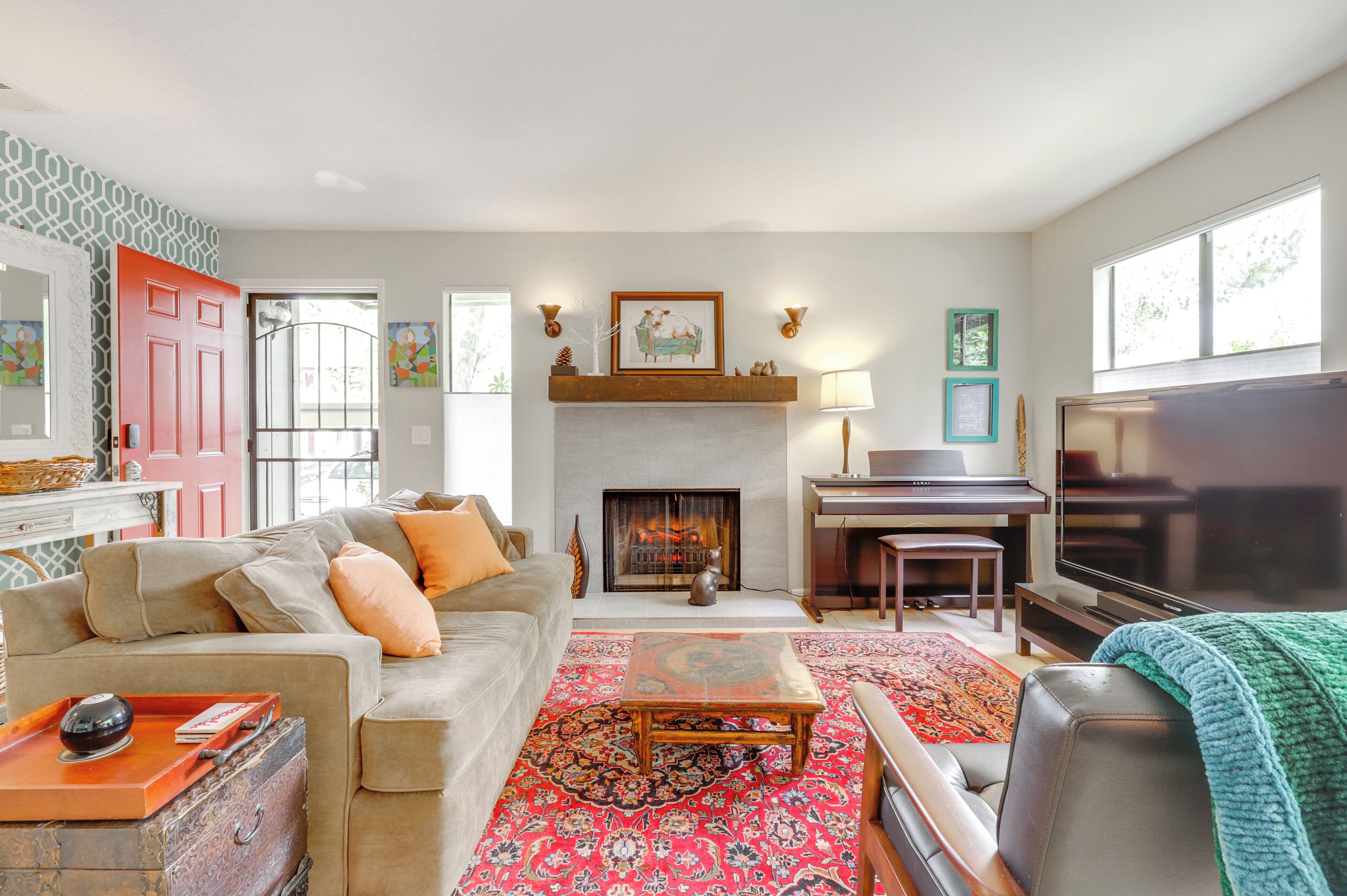 TV, fireplace, stereo, printers