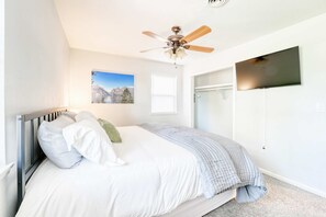 3 chambres, bureau, fer et planche à repasser, Wi-Fi