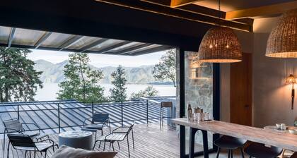 Luxury Villa in Atitlan - Peaceful Escape - Stunning Lake Views. Villa Atitlan.