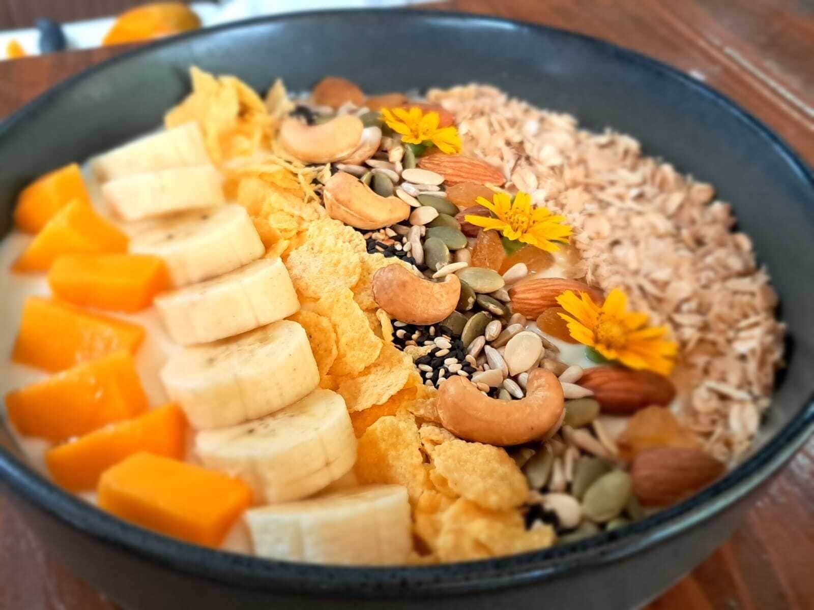 餐饮