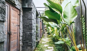 Garden - ME Villas Echo Beach (Canggu)