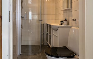 Shower - Gorgeous home in Bjorli with WiFi (Bjorli)