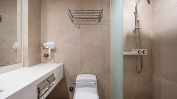 Familienzimmer | Badezimmer