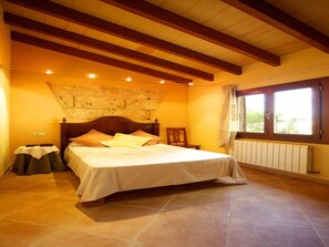 4 bedrooms, iron/ironing board, WiFi - Country House Mallorca near Alcúdia Bay (Santa Margalida)