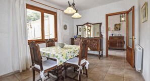 Dining - Country House in Spain with Pool & Mountain Views (Campanet)