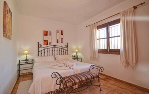 3 bedrooms, iron/ironing board, WiFi - Apartment in Mallorca near Beaches (Selva)