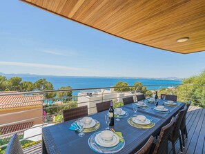 Outdoor dining - Villa with Jacuzzi Stay (Alcudia)