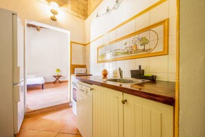 Geladeira, fogão, cooktop, lava-louças