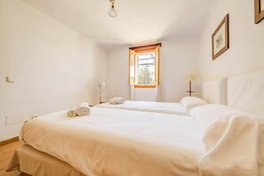 2 bedrooms, internet