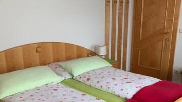 1 bedroom, WiFi, bed sheets, wheelchair access