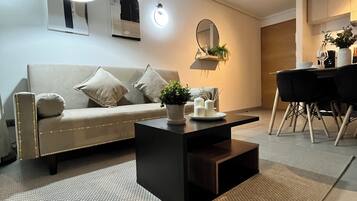 Lyxlägenhet - balkong - utsikt mot staden | Vardagsrum