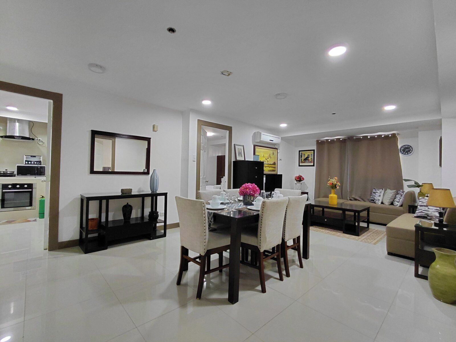 Appartement Deluxe, 3 chambres | Restauration dans la chambre