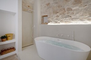 Douche, bidet