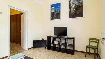 Télévision à écran plat