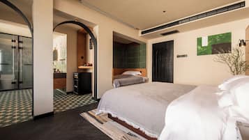 Luxury Triple Room, City View | 1 bedroom, premium bedding, down comforters, Select Comfort beds