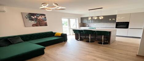 Apartment (Four-Bedroom Apartment With Sea View) | Aerial view