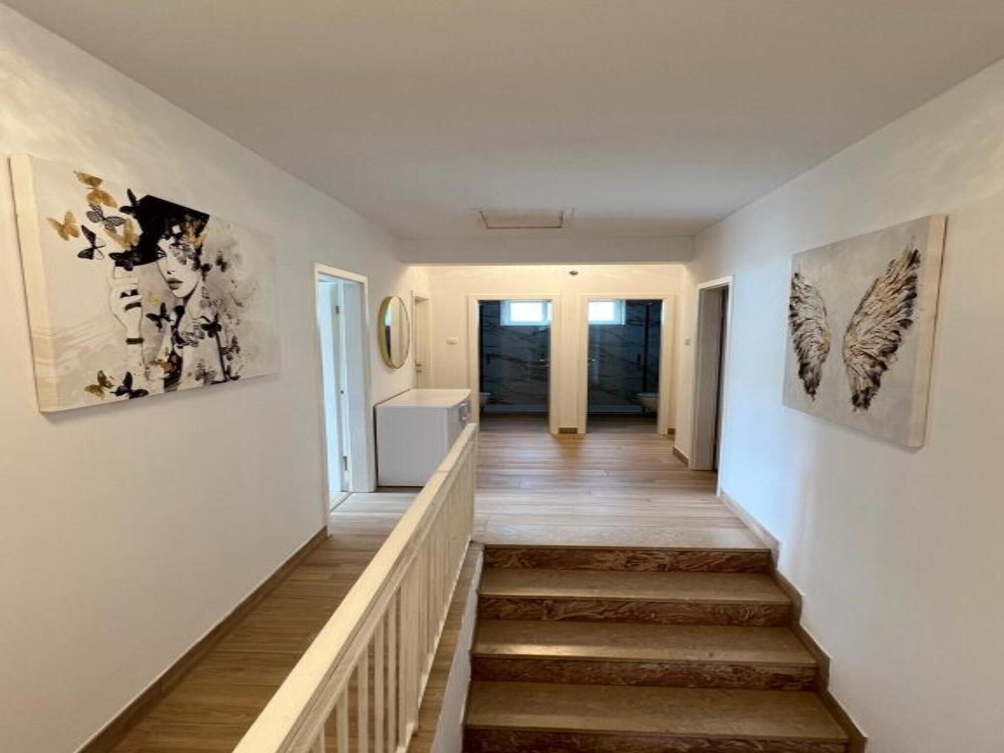 Apartment (Four-Bedroom Apartment With Sea View) | Bathroom | Shower, towels