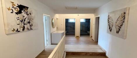 Apartment (Four-Bedroom Apartment With Sea View) | Lobby