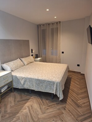 1 sovrum, strykjärn/strykbräda, wi-fi och sängkläder