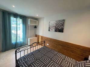 2 Schlafzimmer, Bügeleisen/Bügelbrett, kostenloses WLAN, Bettwäsche