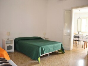 2 bedrooms - TSUKY Holiday Home in Torre dell'Orso (Torre dell'Orso)