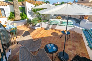 Outdoor dining - Villa El Terreno - House In Palma. Free Wifi (Palma De Mallorca, Illes Balears)