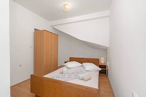 Free WiFi - Cozy apartment in Sibenik-Brodarica (Šibenik-Brodarica)